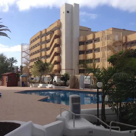 Coqueto Estudio Con Piscina Y Parking Privado Apartment