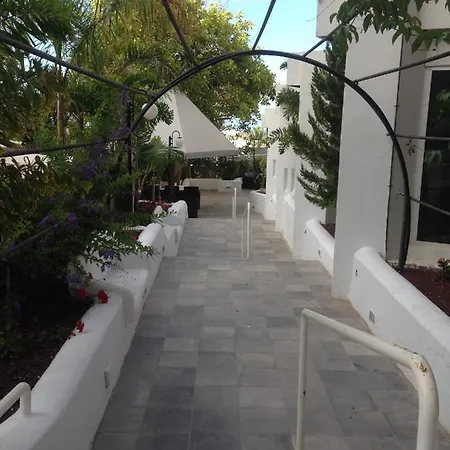 Apartment Coqueto Estudio Con Piscina Y Parking Privado